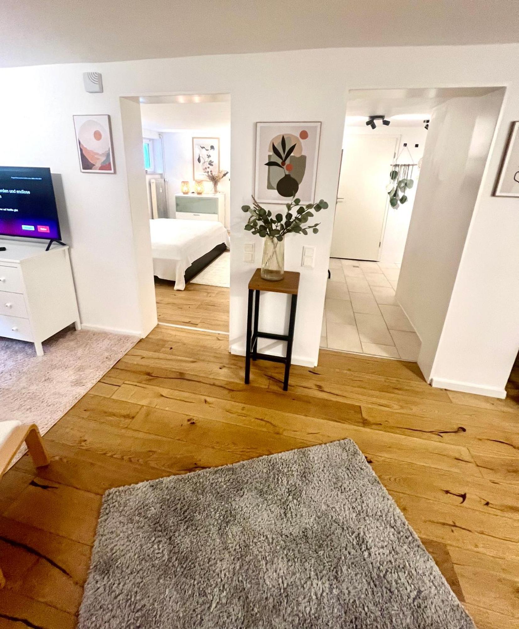 Gemuetliche Souterrain Wohnung Neben Der Universitaetsklinik In Homburg 洪堡 外观 照片