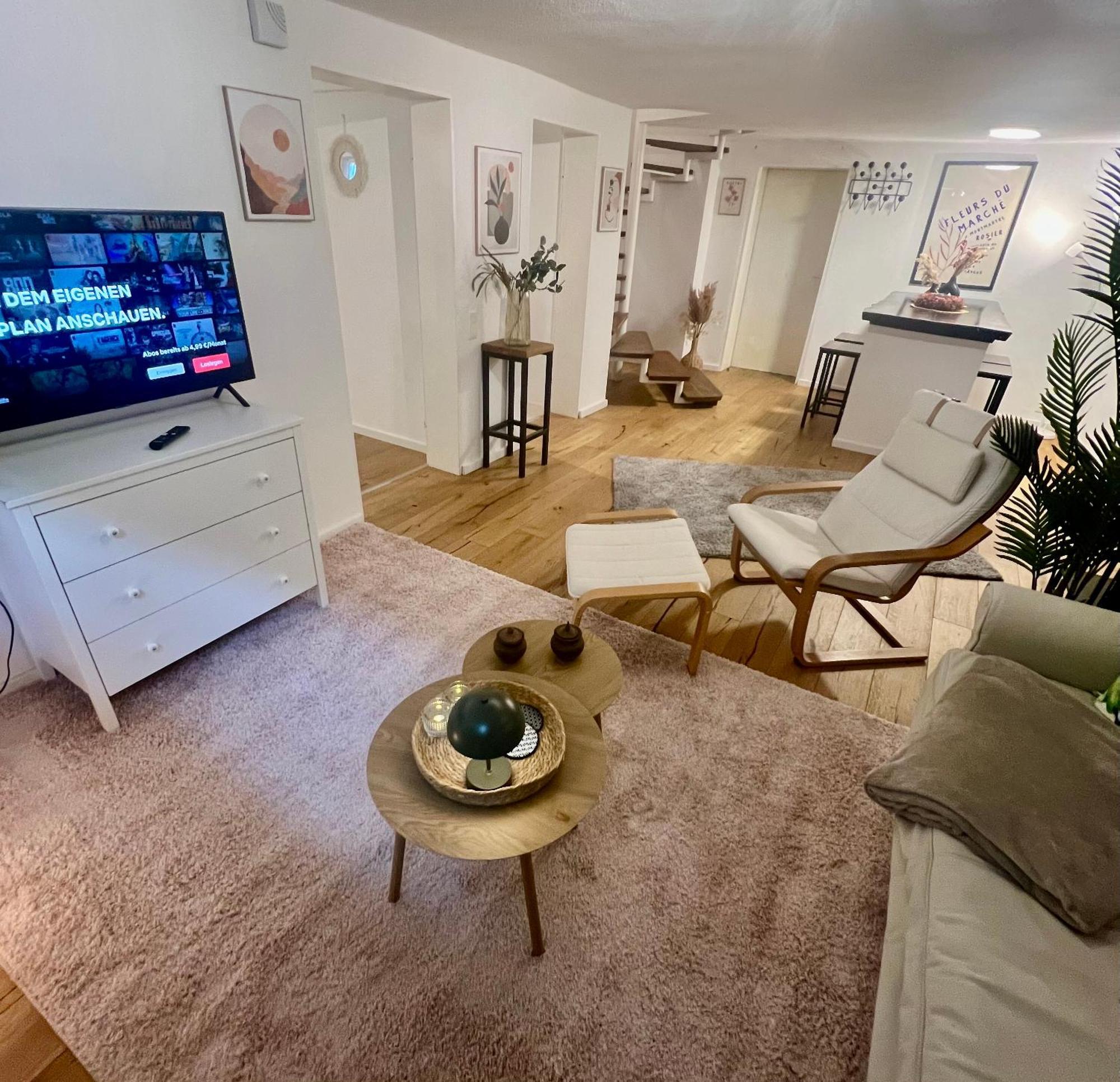 Gemuetliche Souterrain Wohnung Neben Der Universitaetsklinik In Homburg 洪堡 外观 照片